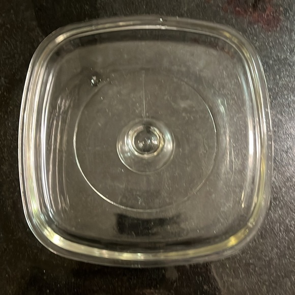 "White" - 1 L / 1 QT CorningWare Casserole with Lid (A-7-C) - Picture 5 of 6